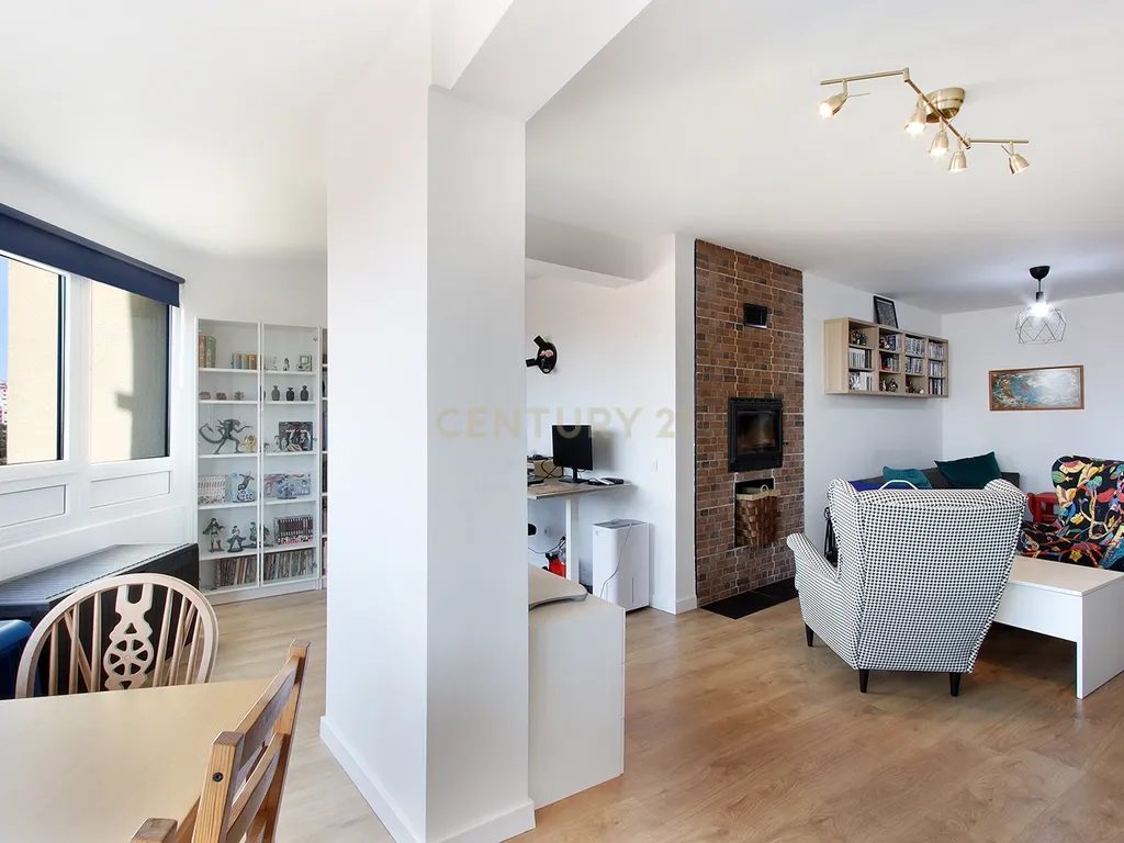 Apartamento T3 com vista p/ Serra Sintra e parqueamento em Rio de Mouro, Sintra - Image 8