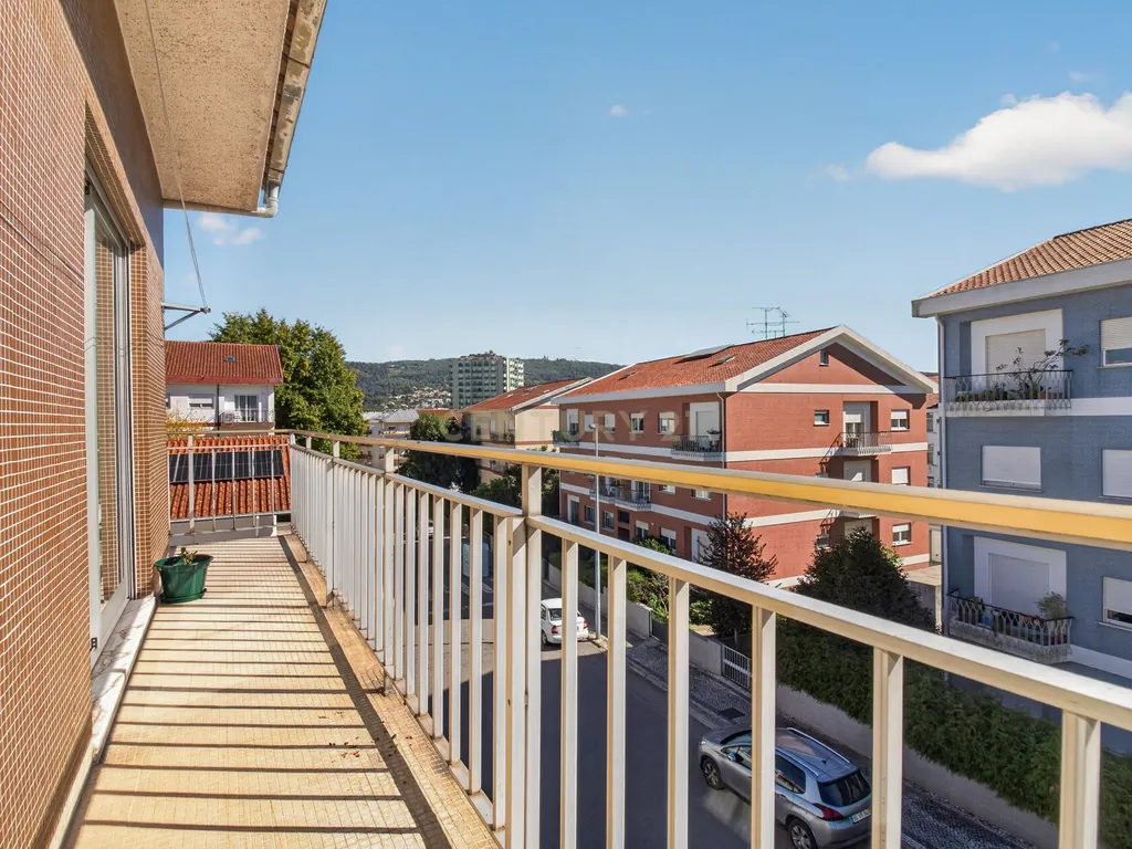 Apartamento T2 Braga - Image 14