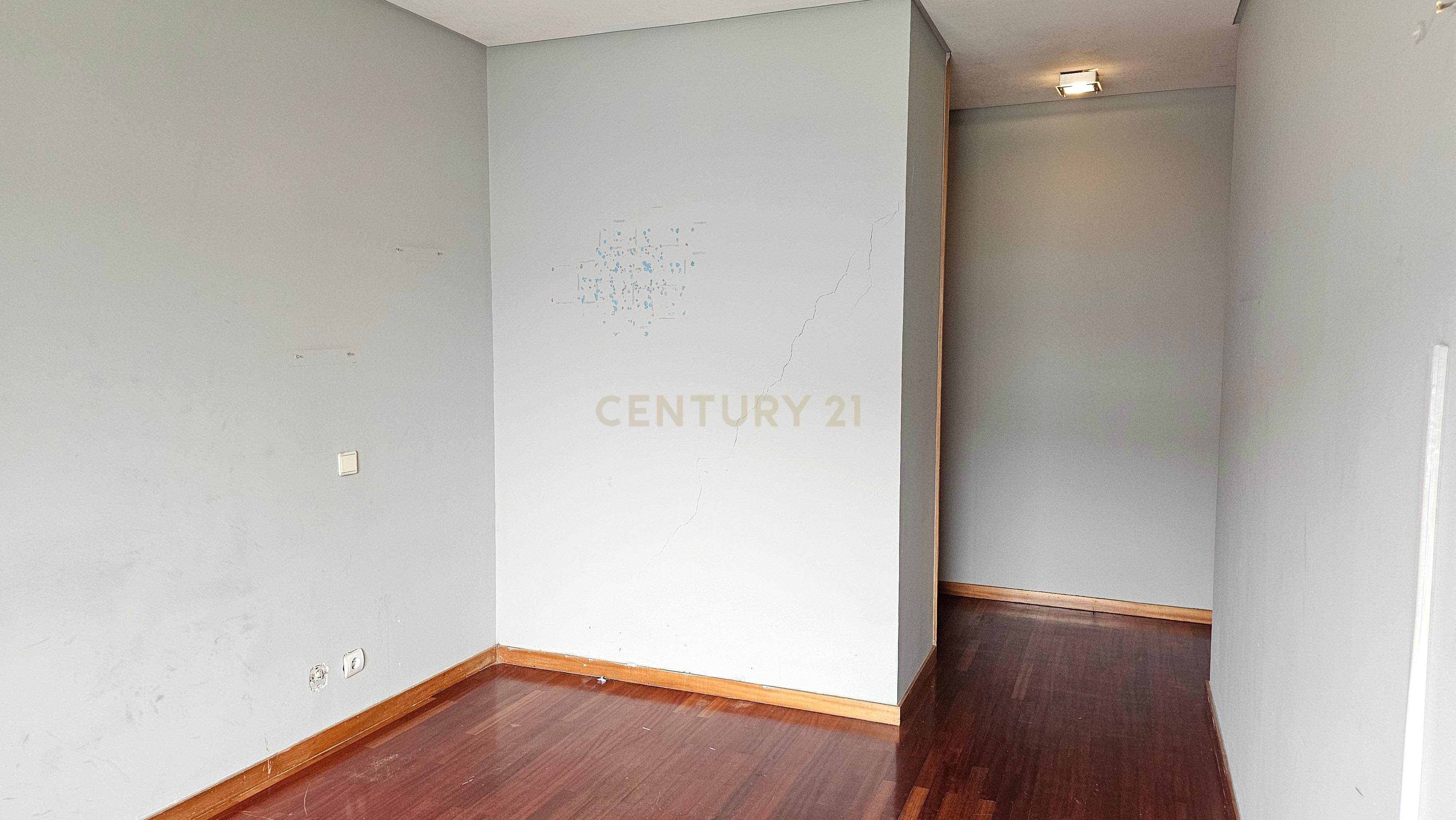 Apartamento T4 Leça do Balio, Matosinhos - Image 12