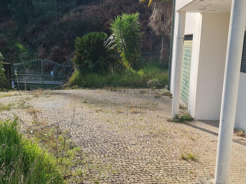 Moradia Individual Valdreu, Vila Verde - Image 18