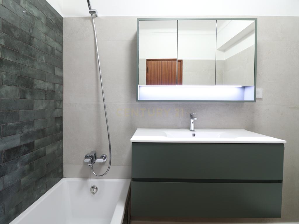 Apartamento T3 Remodelado na Avenida do Cristo Rei - ALMADA - Image 21