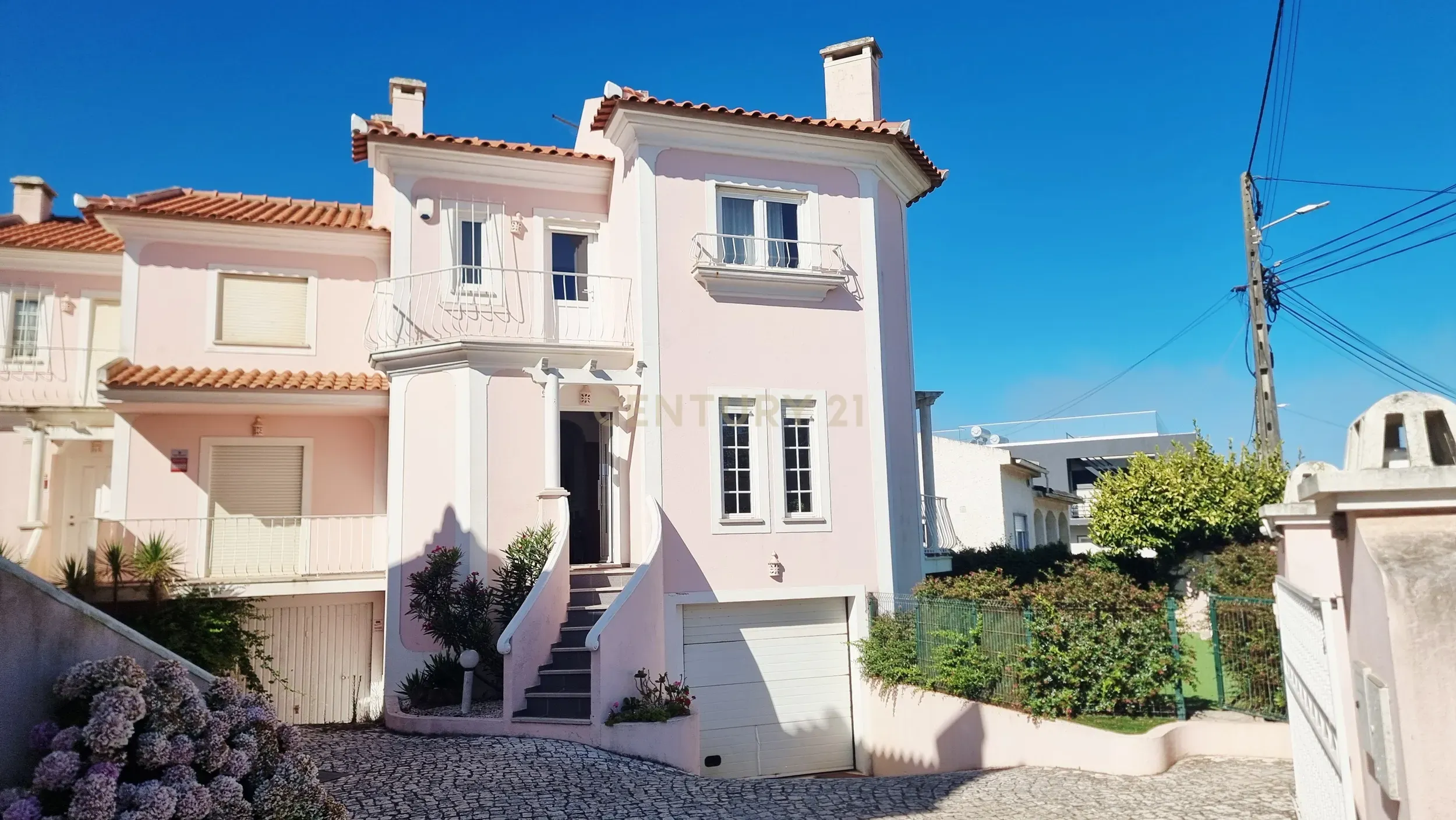 Moradia T2+1 em São Bernardino, Peniche