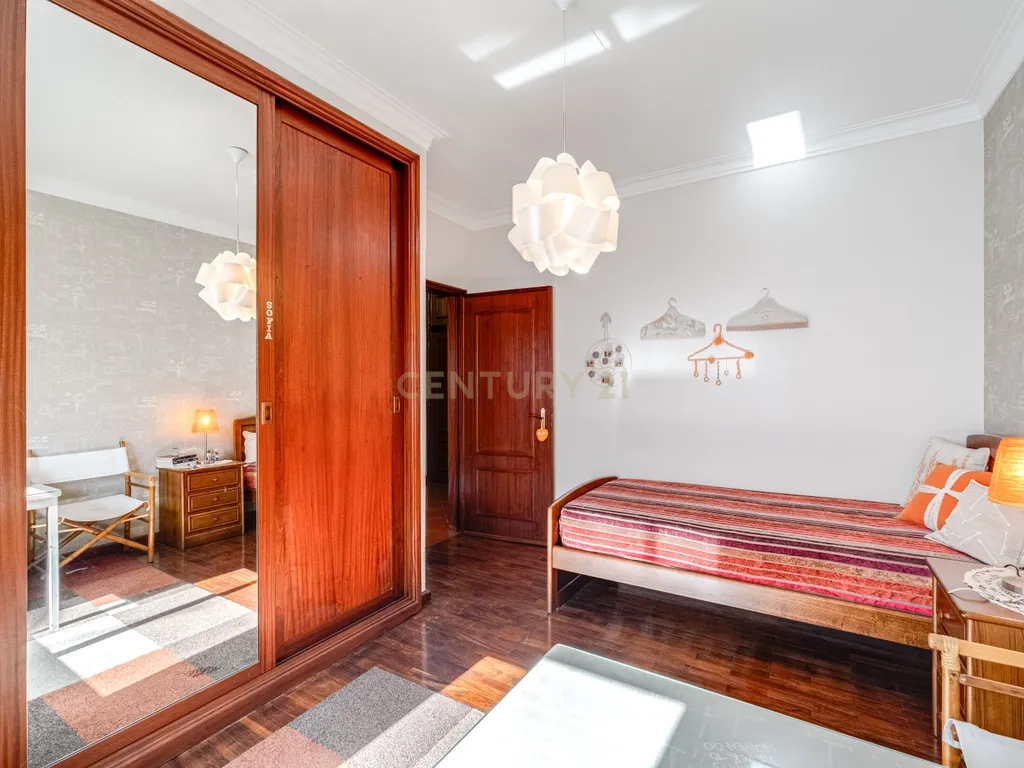 Há casas que se visitam… e há casas que se sentem. Esta é, sem dúvida, uma delas. - Image 16