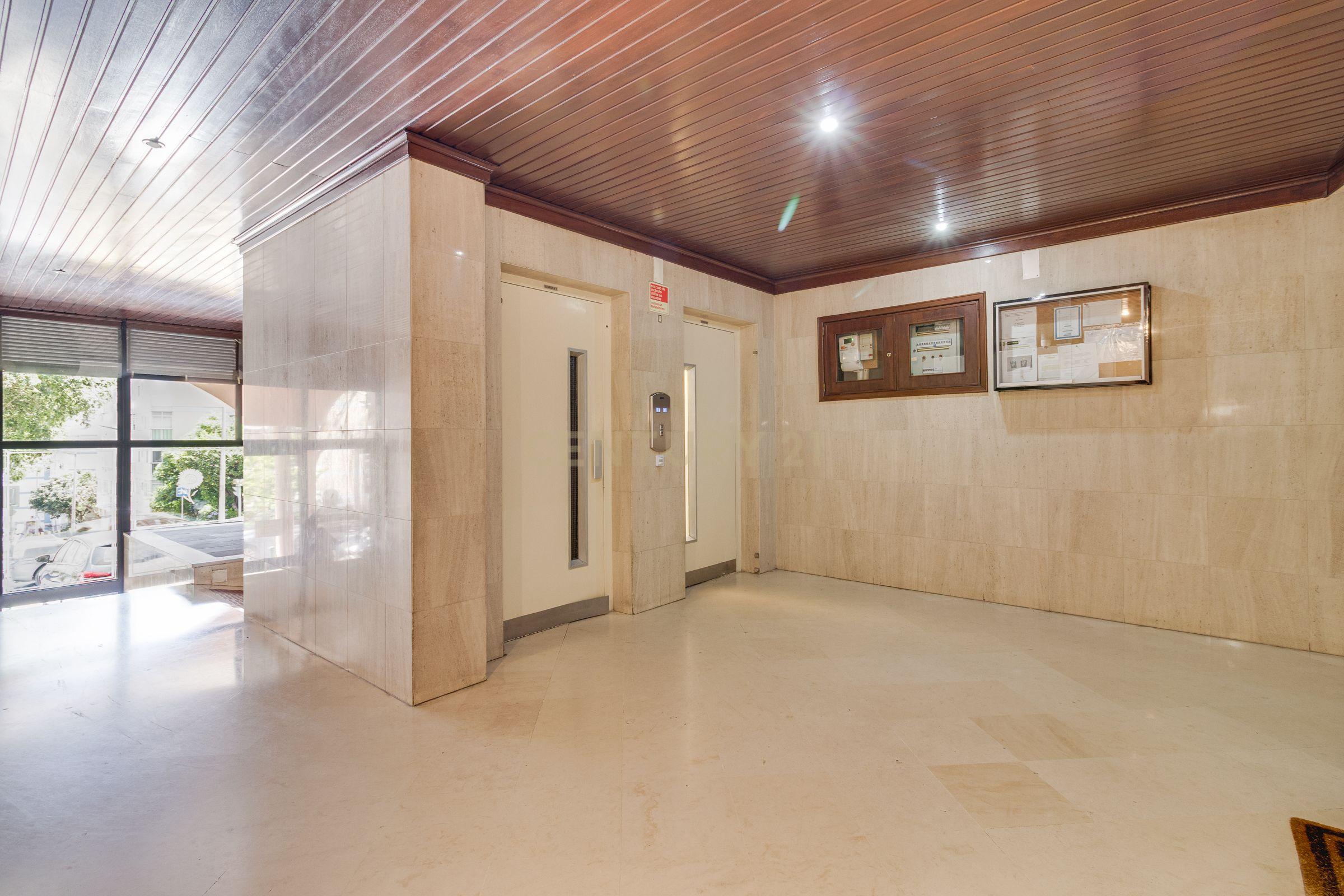 Apartamento T4 à venda em Póvoa de Santo Adrião e Olival Basto, Odivelas — foto 32