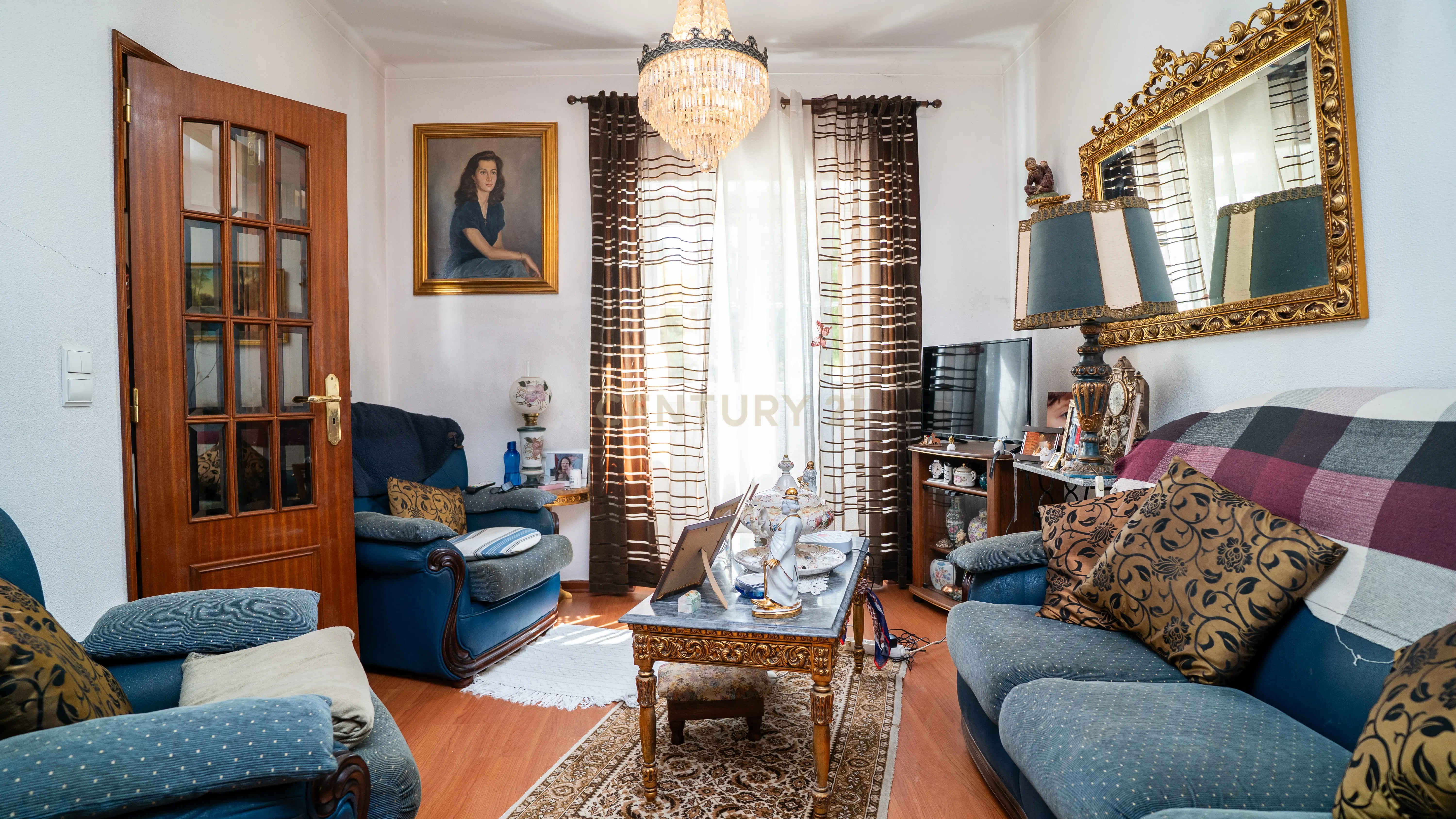 Moradia T3 – Caselas - Restelo - Image 6