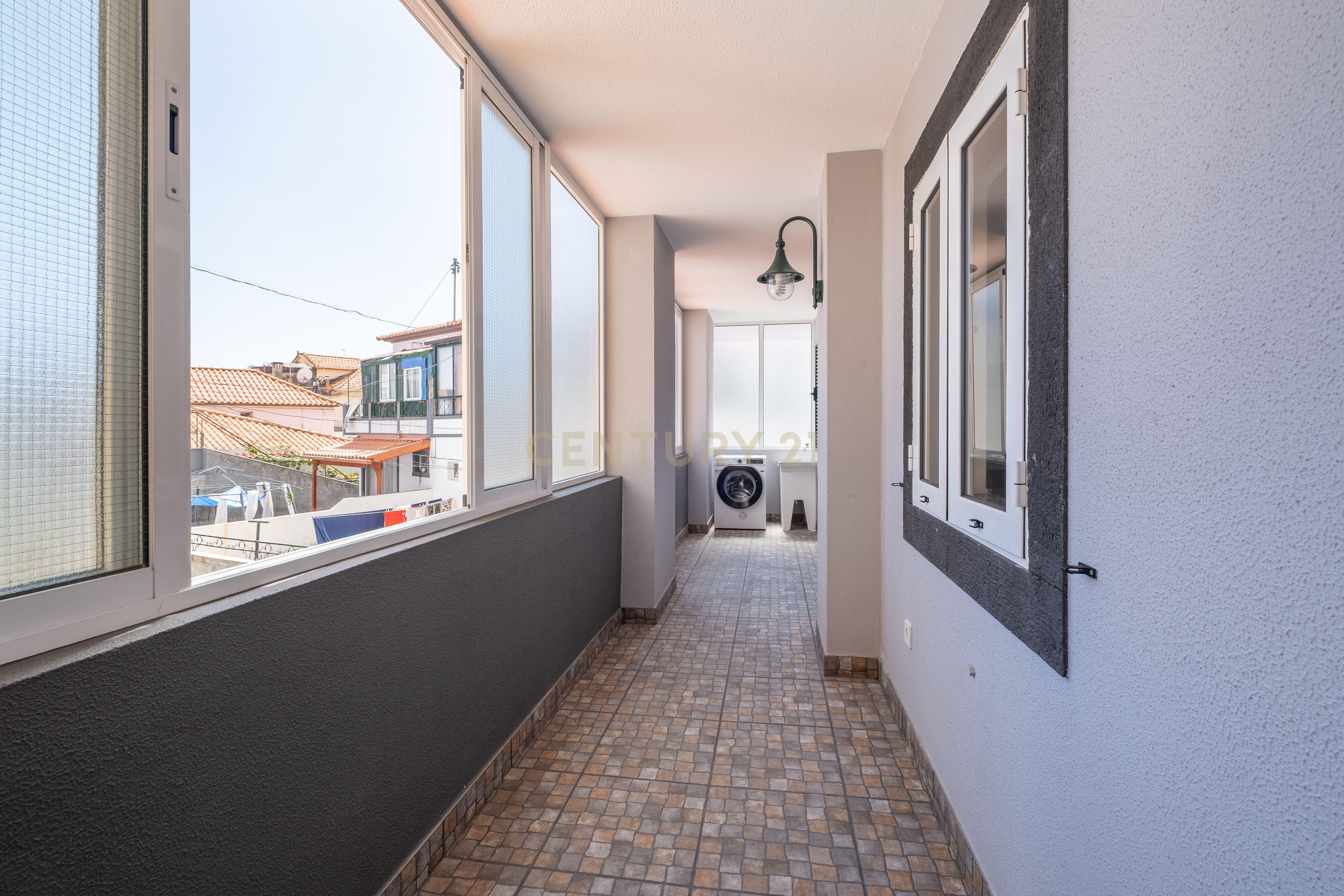 Fotografia 11 de Apartamento T2 para Arrendamento – Centro do Funchal, Ilha da Madeira