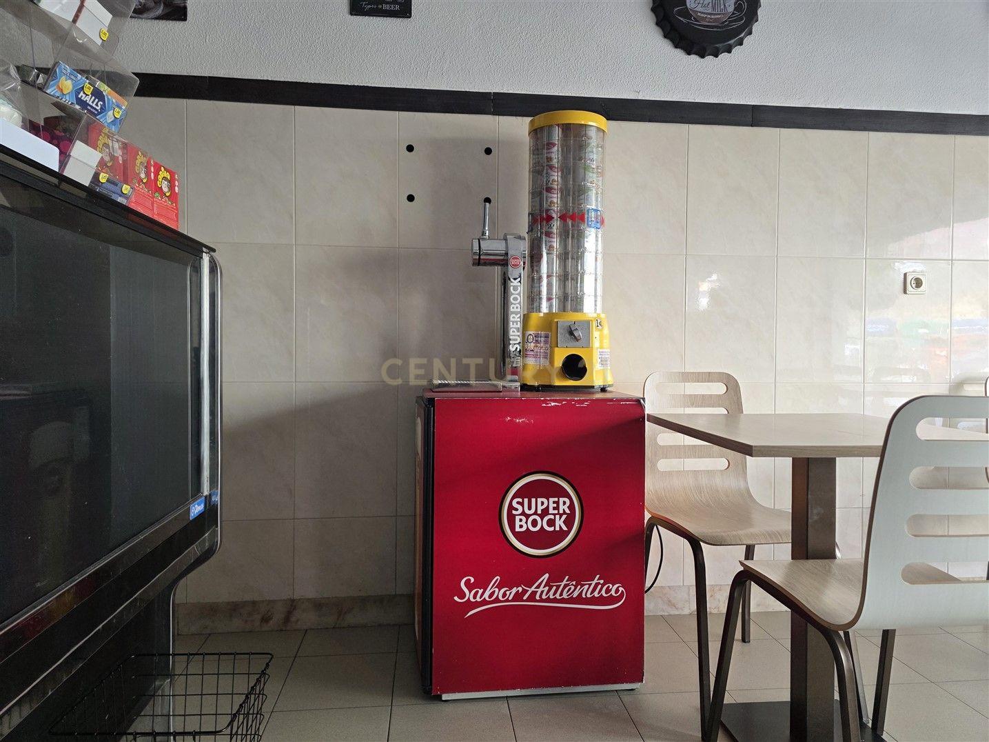 Fotografia 9 de Trespasse de Café em Belas – Pronto a Funcionar | €25.000
