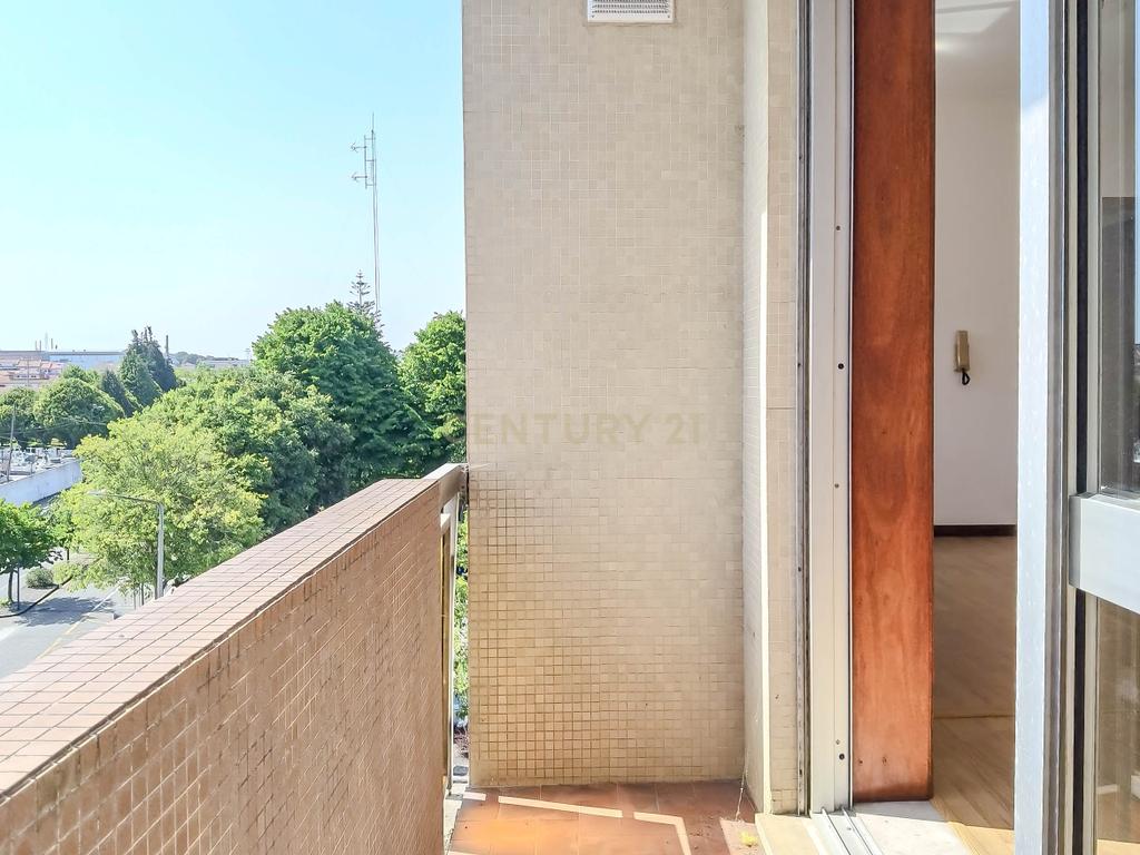Apartamento T1 totalmente renovado em Esmoriz, Aveiro - Excelente Localização - Image 6