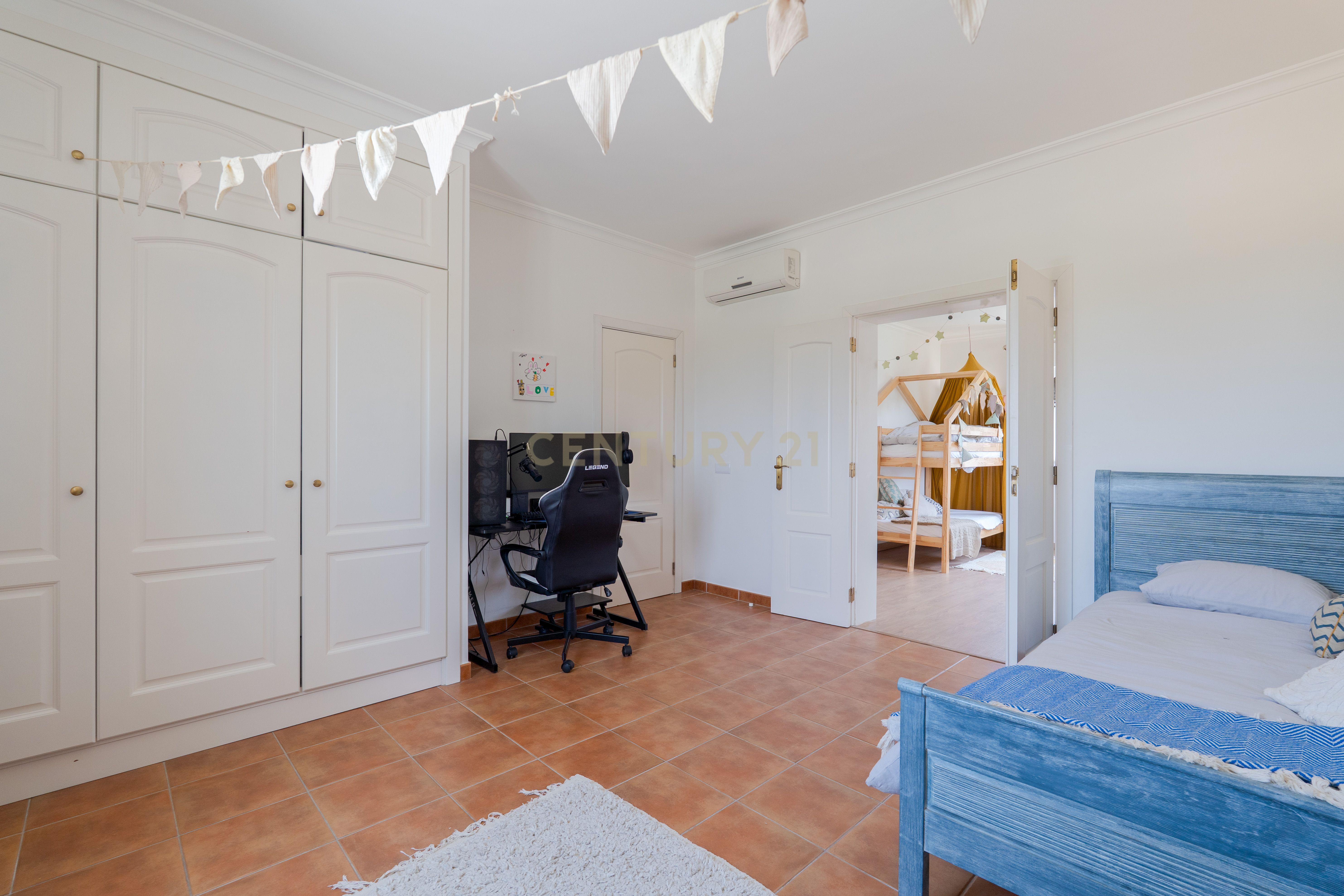 Casa de Luxo em Albufeira com Vista Panorâmica e Piscina - Image 30