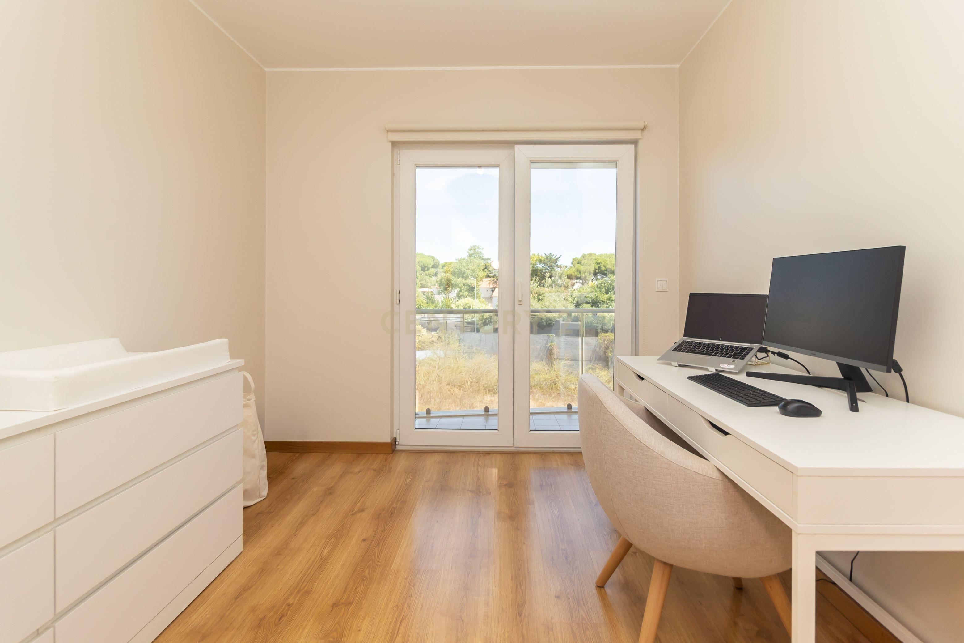 Apartamento T3 à venda em Charneca de Caparica e Sobreda, Almada — foto 15