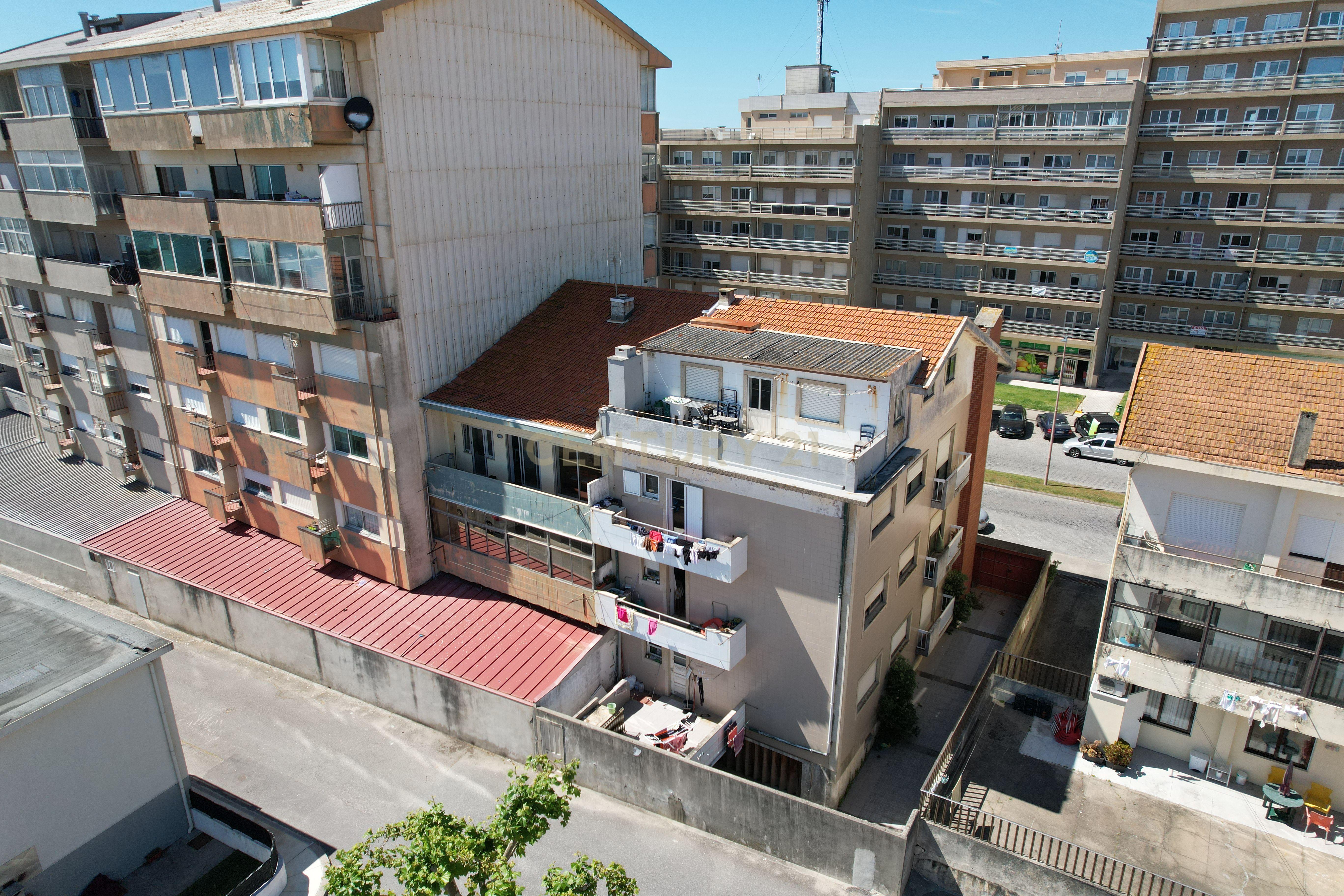 Oportunidade Única em Vila do Conde – Prédio à Venda a 150m da Praia - Image 13