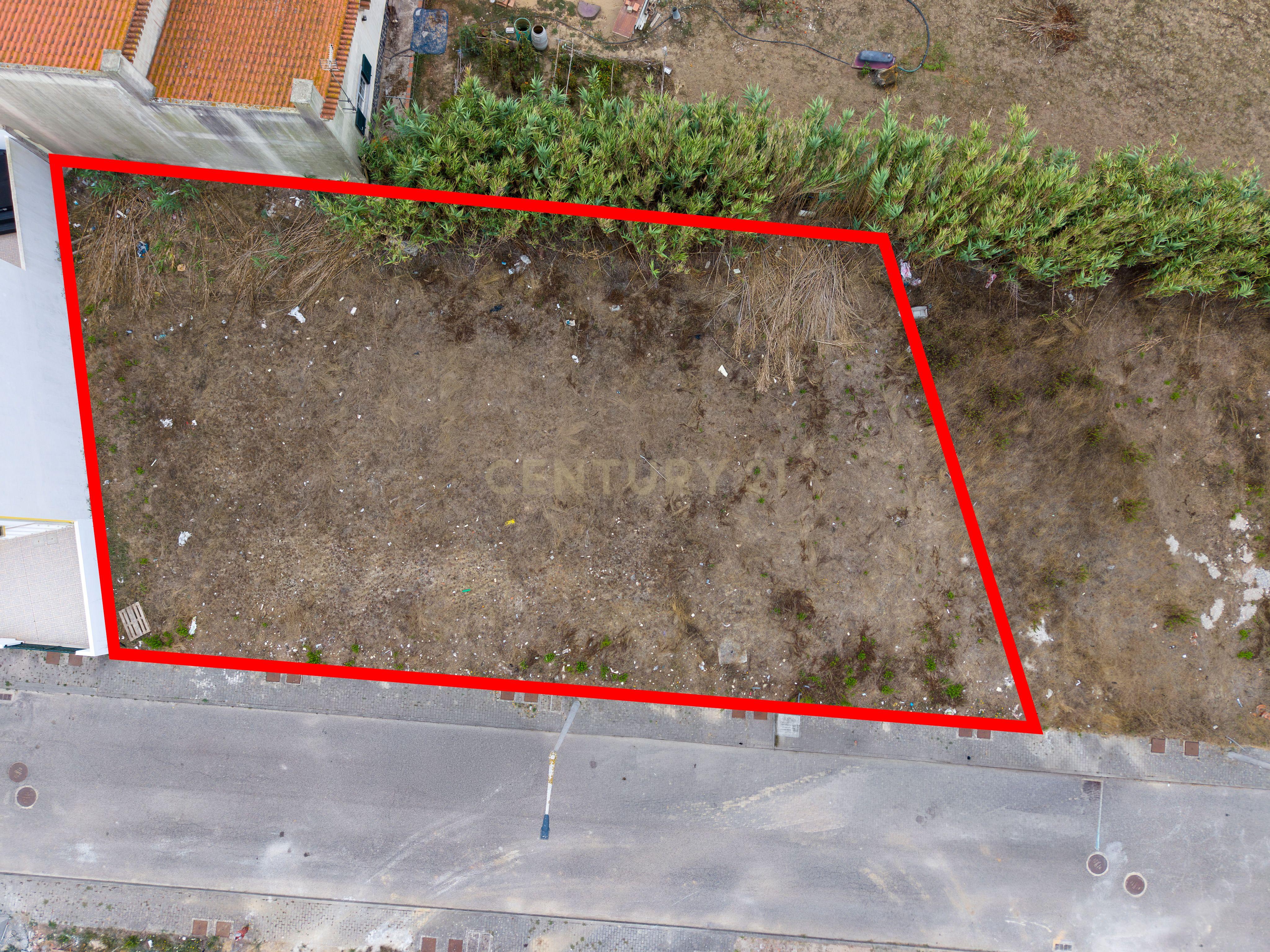 Fotografia 6 de 4 Lotes para Moradias em Banda (Projeto pré-aprovado) | Excelente Investimento junto às Praias de Peniche  Oportunidade de investimento no Alto do Veríssimo – Atouguia da Baleia!