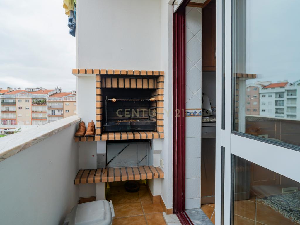 Espetacular Apartamento T3 em Leiria com Vista Panorâmica - Image 11