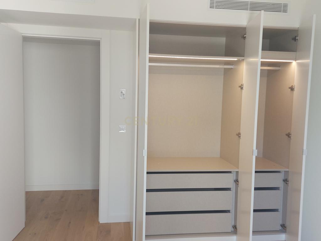 Excelente Apartamento T2 bastante Central no Areeiro com Jardim Privativo - Image 33