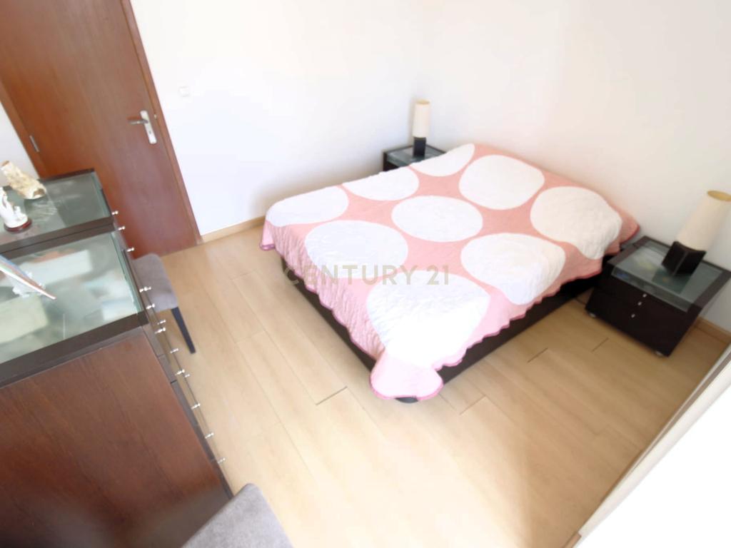 Apartamento T3 com Vista Serra em Alcabideche – Cascais - Image 13