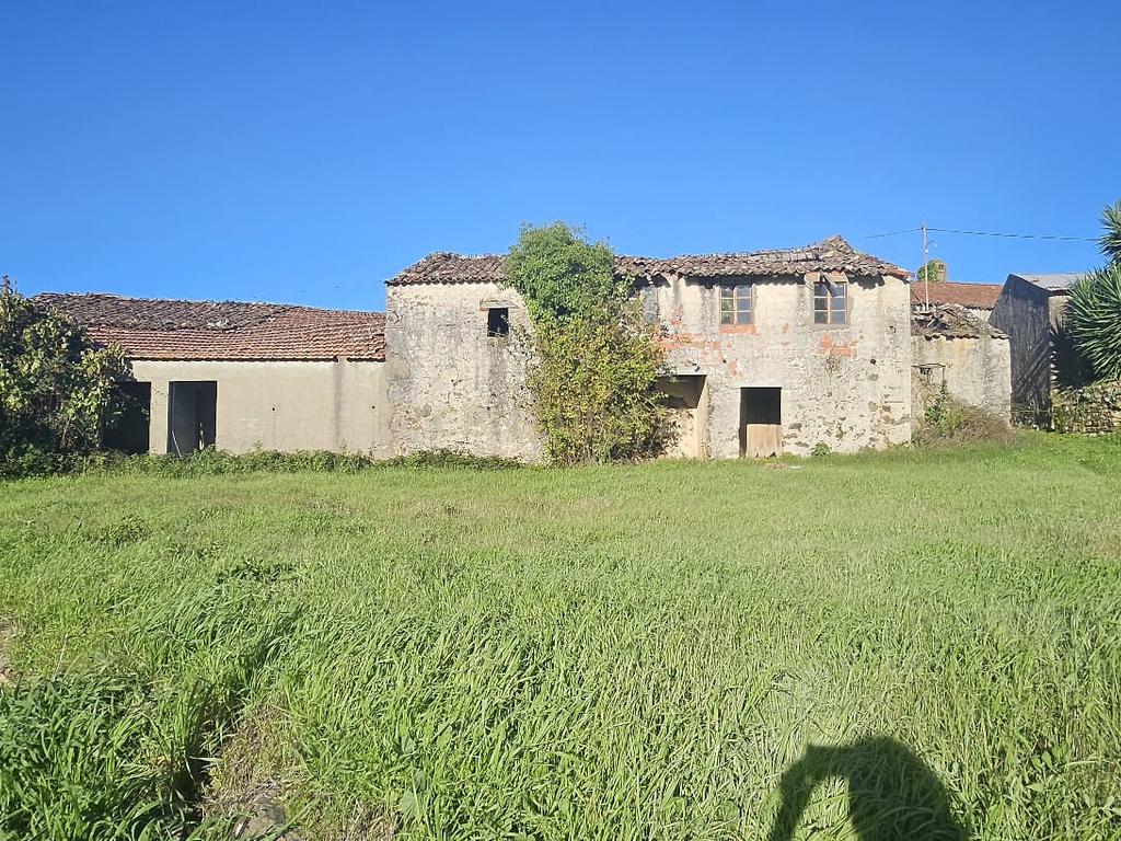Casa em ruína para reconstrução- Oportunidade única! - Image 7