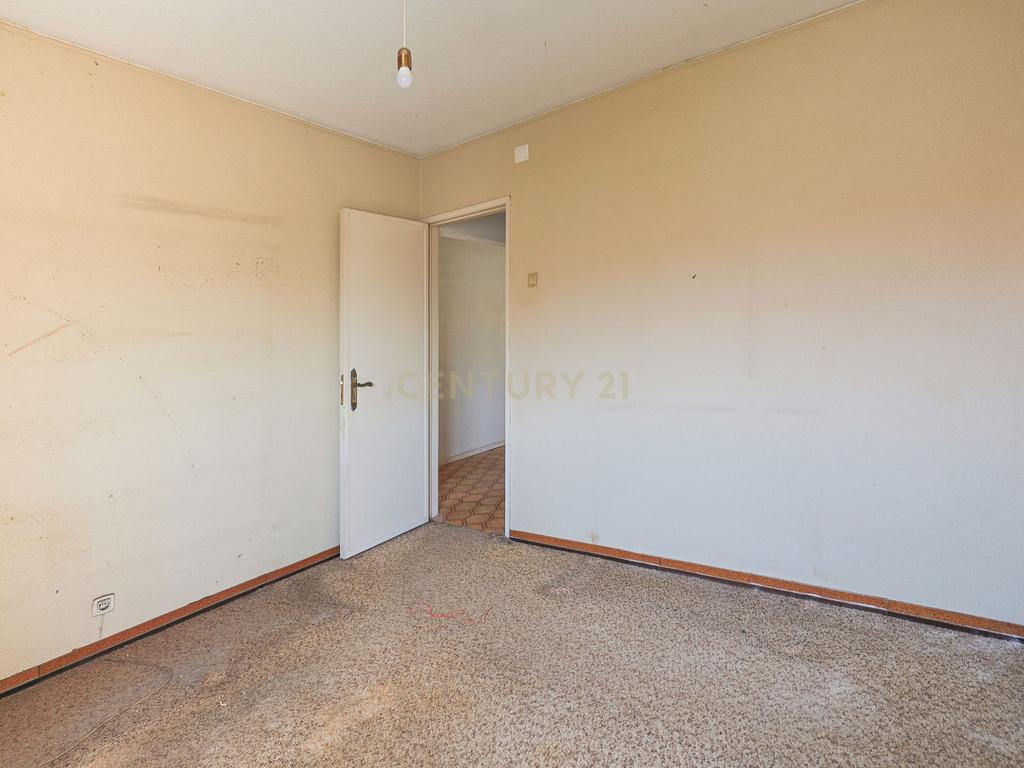 T2 na Arrentela junto à Baía do Seixal – Excelente oportunidade para remodelação - Image 6