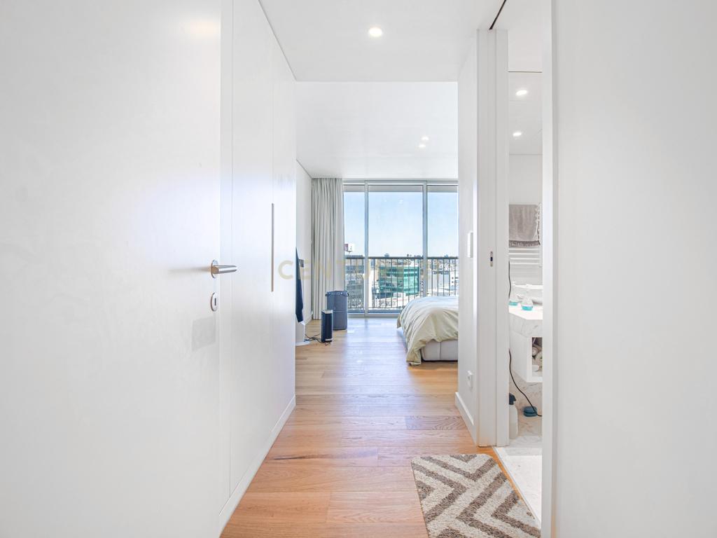 Apartamento T2 no Infinity em Campolide - Image 18