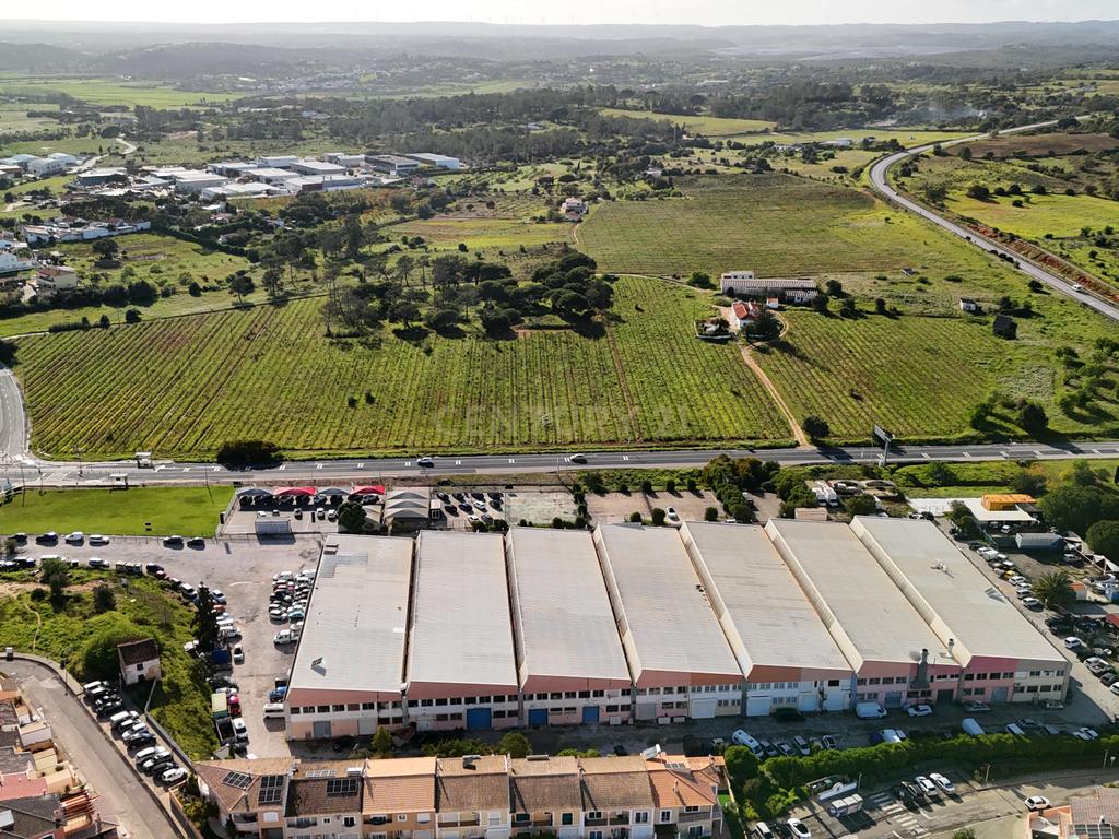 Armazém em Odiáxere - Lagos | Localização Estratégica e Excelente Acessibilidade - Image 12