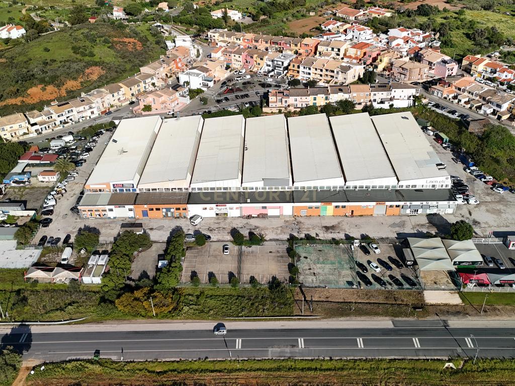 Armazém em Odiáxere - Lagos | Localização Estratégica e Excelente Acessibilidade - Image 13