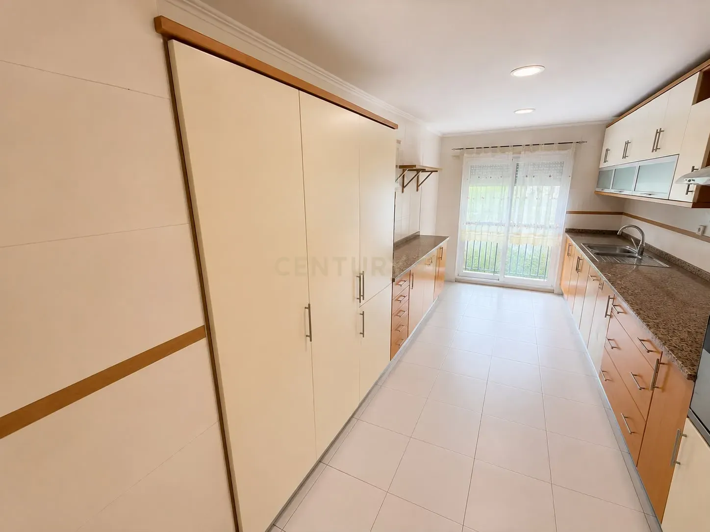Fotografia 10 de T2 Exclusivo com 142 m² | Vista Panorâmica | Box para 2 Viaturas | Odivelas