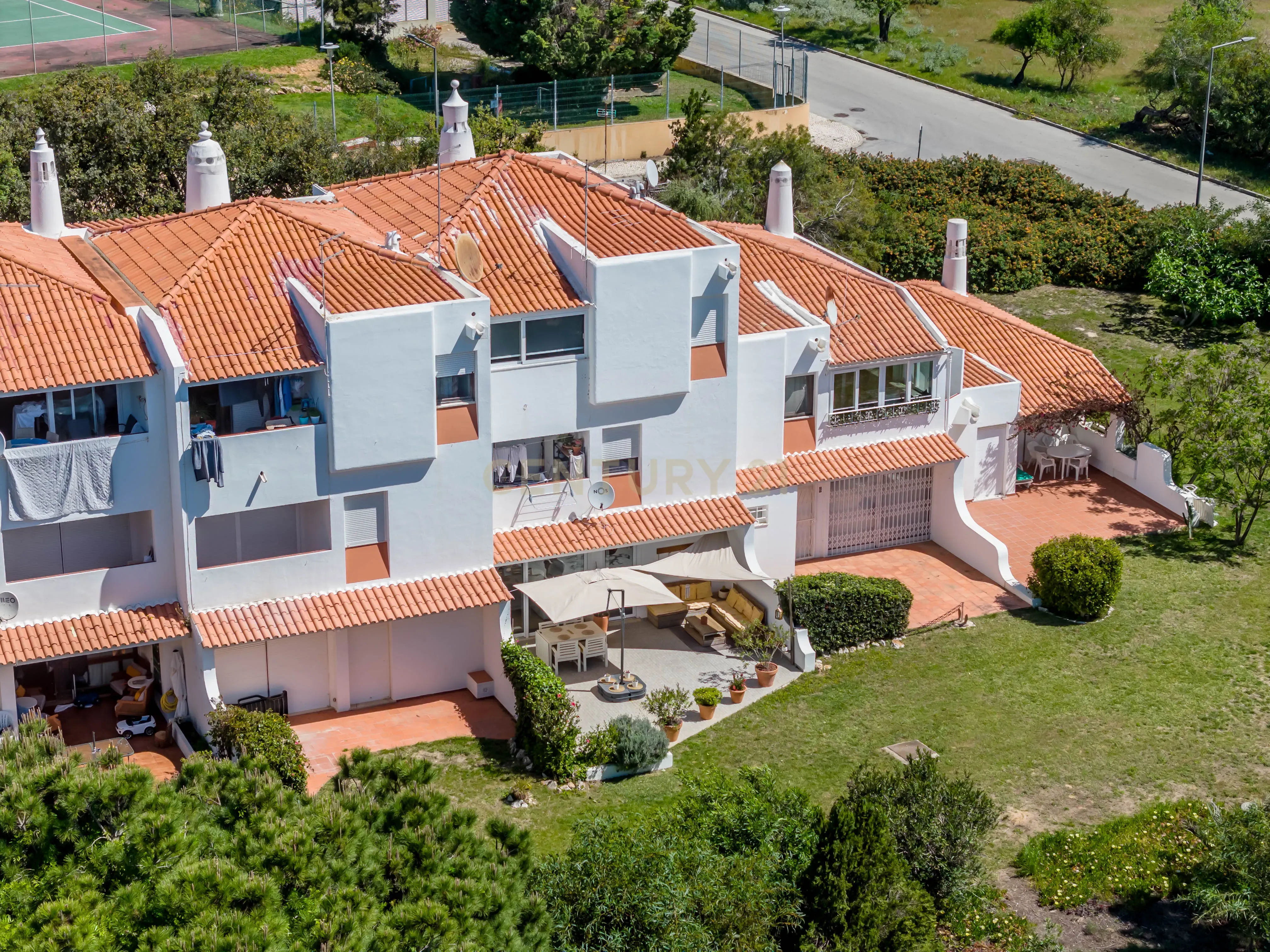 Apartamento T3 com terraço - Albufeira e Olhos de Água - Image 1