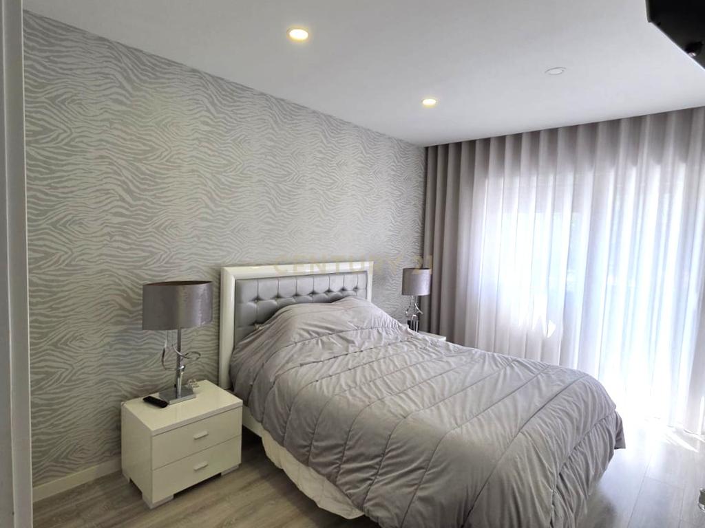Apartamento T4 agora T3 em Almada transportes á porta  #  Negociável  # - Image 23