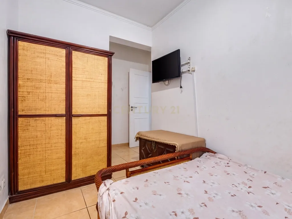 Apartamento T3 no Centro de Faro - Image 9
