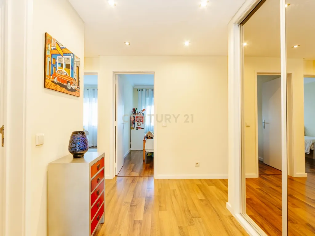 Apartamento T3 com 100,5 m² em Alfornelos com Arrecadação no piso -1 - Image 7