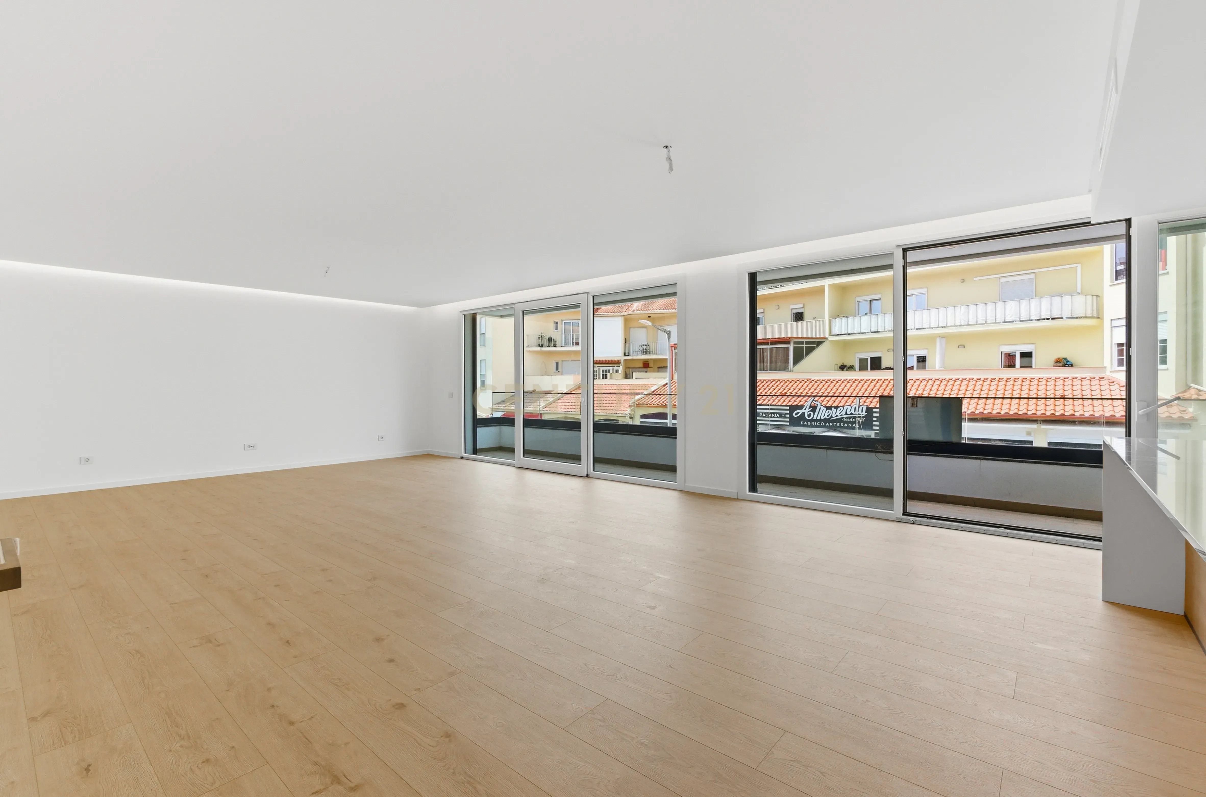 Fotografia 11 de T3 Novo Vista Mar + Terraço 61m² | Parede (1 min da praia)