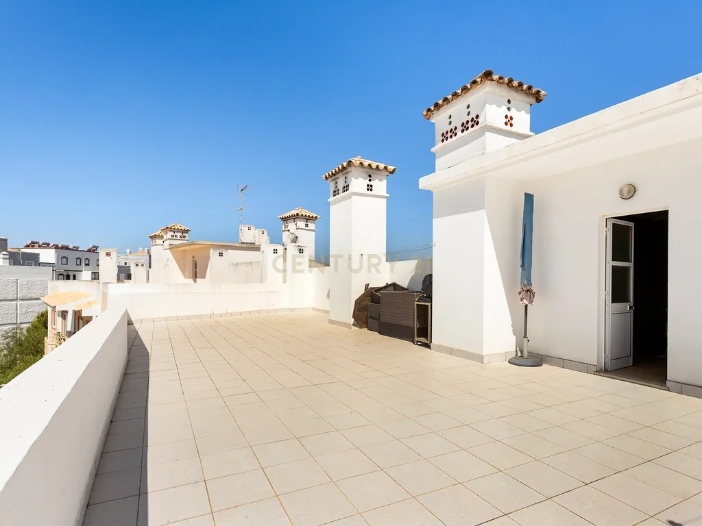 Apartamento T4 com 144m2 no Coração do Algarve - Almancil - Image 36