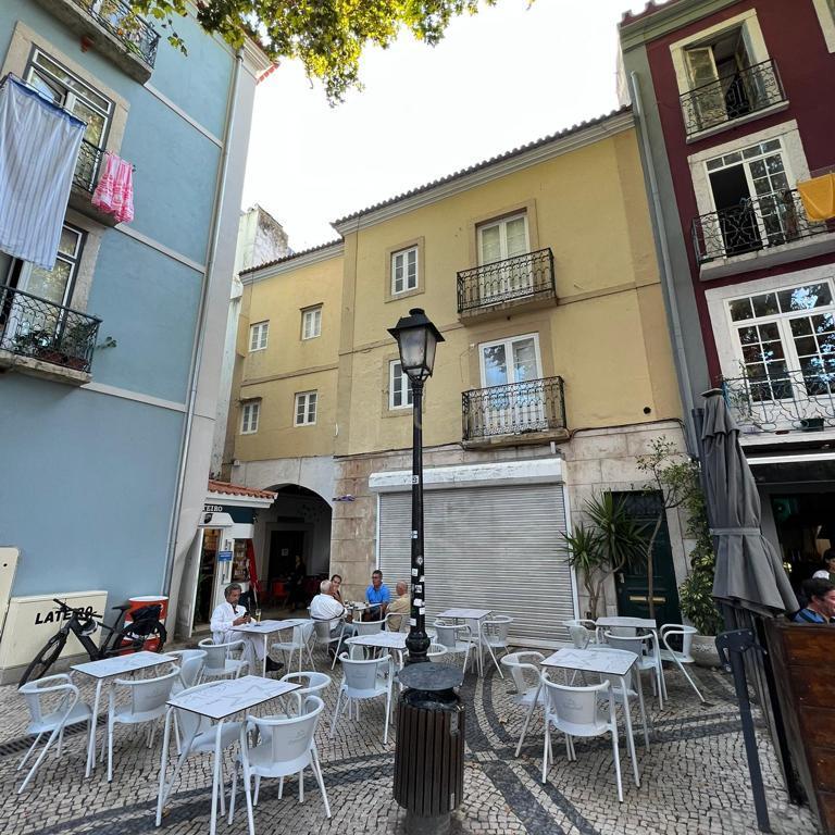 Apartamento T1+1 Totalmente remodelado, largo da ribeira velha, setúbal - Image 12