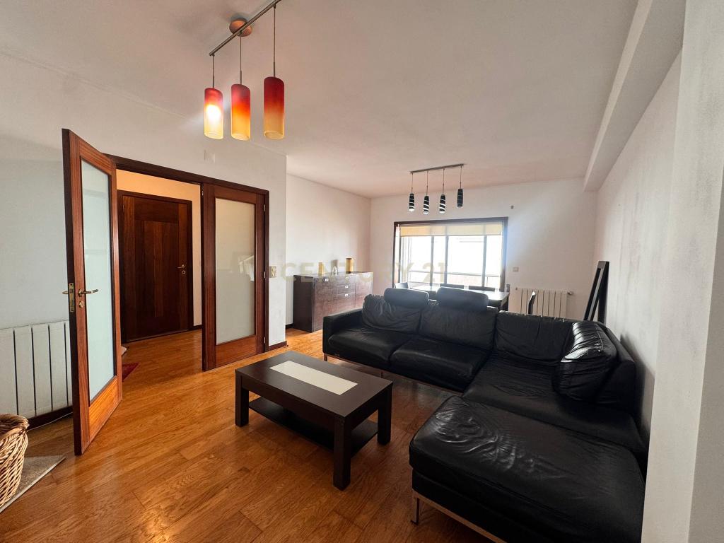 Apartamento 2 quartos Centro de Esposende com 100m - Image 3