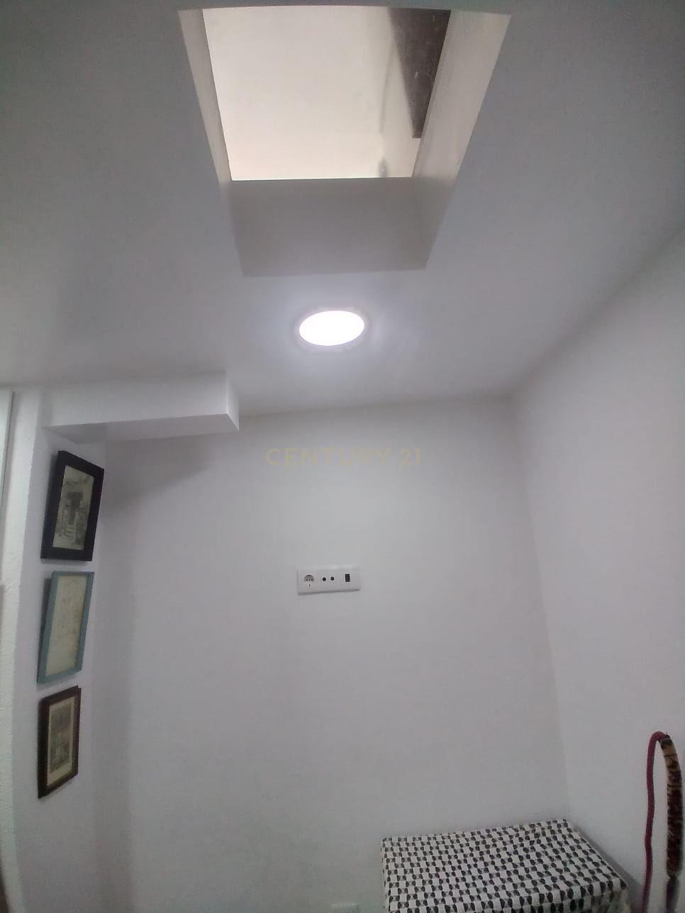 Armazém - Transformado em T1+1 habitacional - Metro Anjos - Image 20