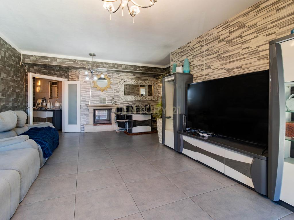 Apartamento Exclusivo | 129 m² de Área Útil + 22 m² de Anexos - Image 6