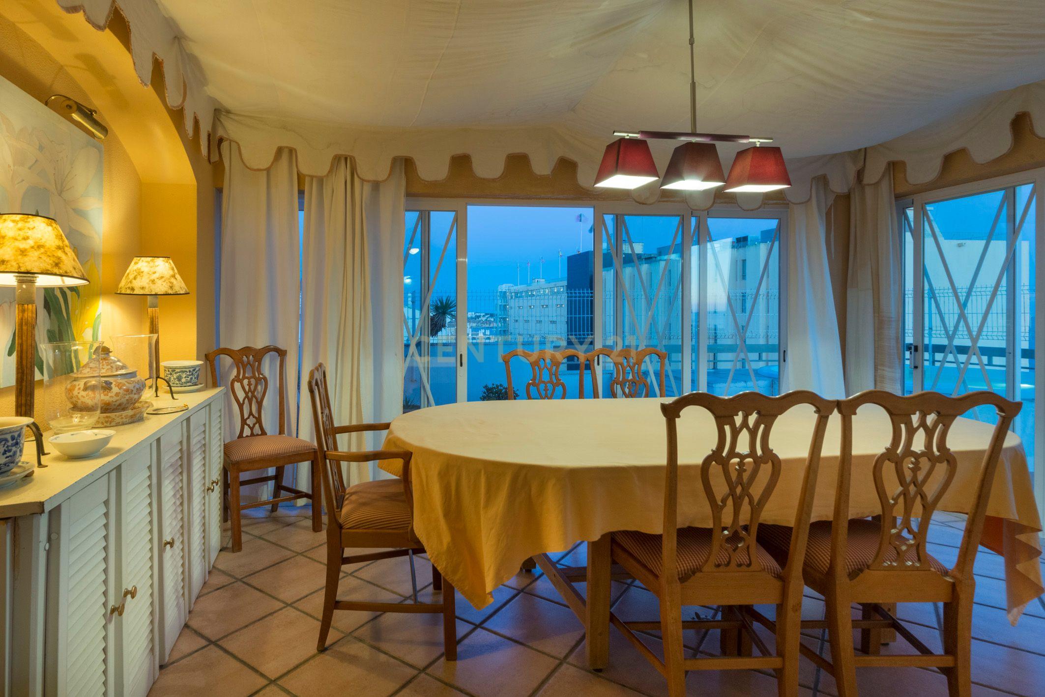 Fotografia 6 de Apartamento T3 com Vista Mar em Portimão, Faro