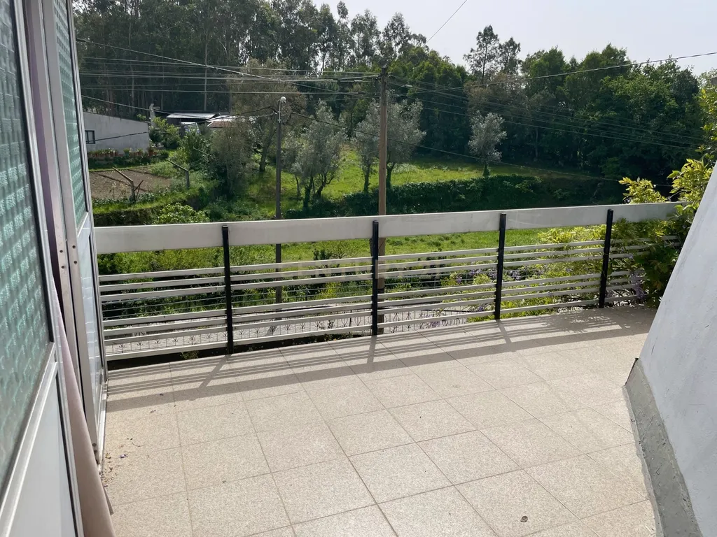 Moradia Bi-familiar em Lagares, Penafiel - Oportunidade Única! - Image 25