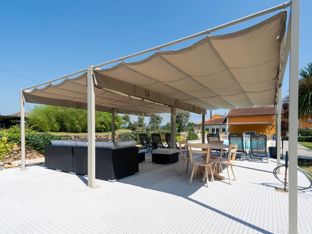 Moradia T7 tradicional em bom estado com varanda coberta, pátio, piscina, terraço coberta, vistas boas e jardim numa localização sossegada perto do centro de Arganil e o rio Alva - Image 13