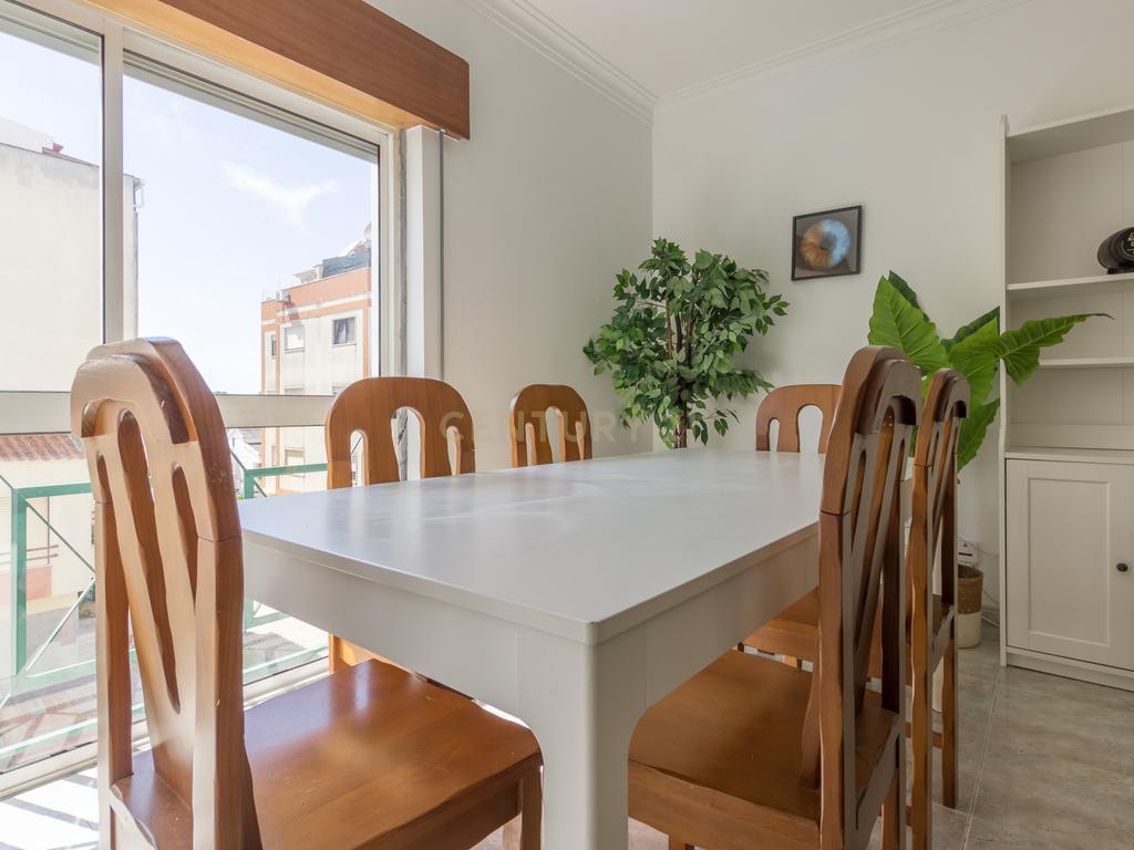 Apartamento T2, localizado na Quinta do Conde - Image 14