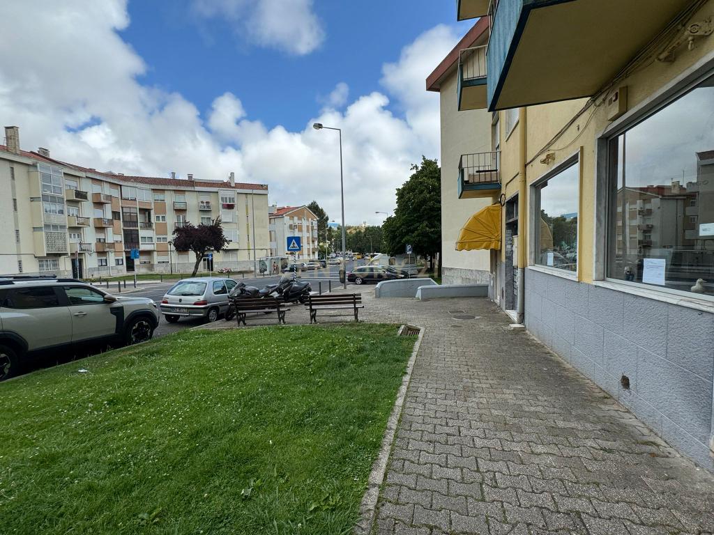Venda de loja,  equipada/Talho. - Image 11