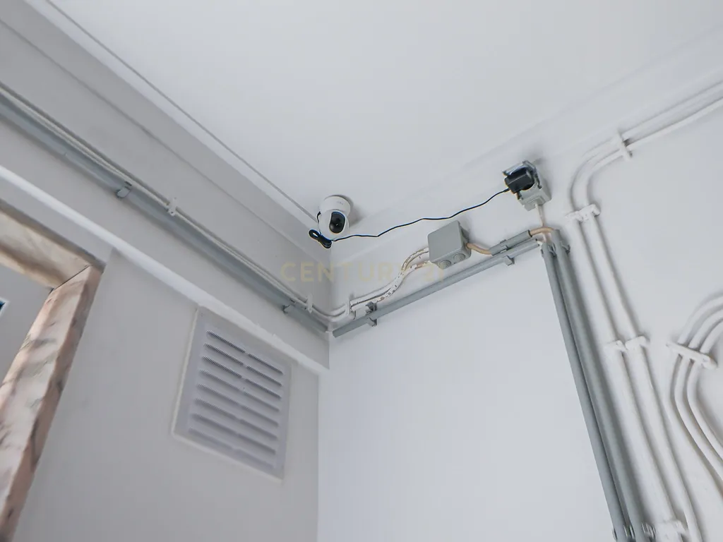 Loja na Torre da Marinha - Image 10