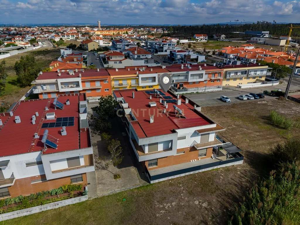 T3 com Terraço de 63 m² e Garagem de 70 m² | Comeira, Marinha Grande - Image 33