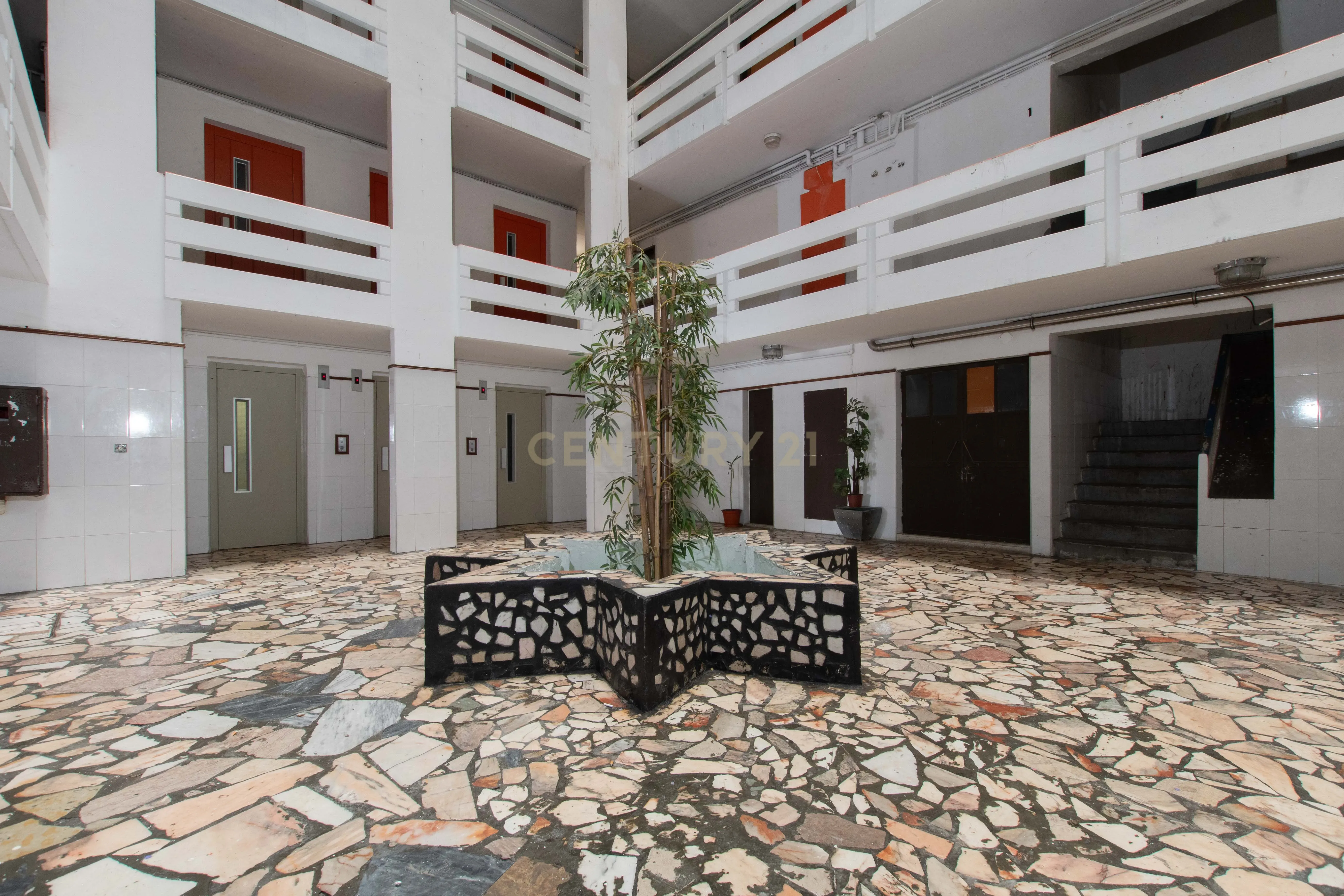 Apartamento T2 em Marvila - Image 4