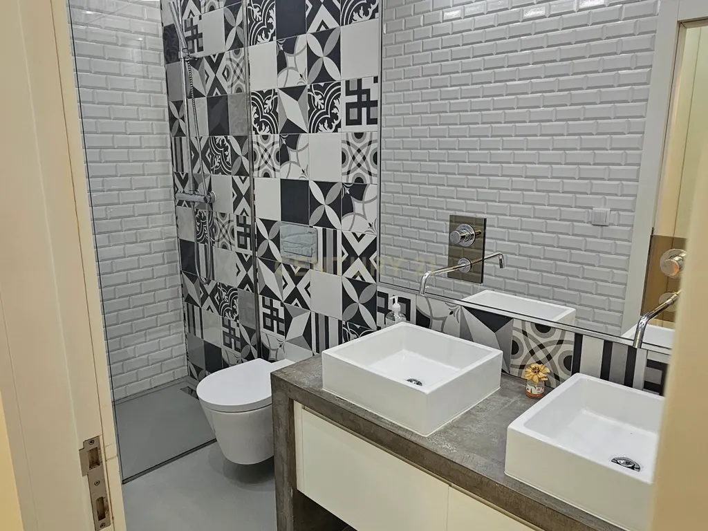 Apartamento Novo T1 - Luminoso com Logradouro em Campanhã – Porto - Image 17