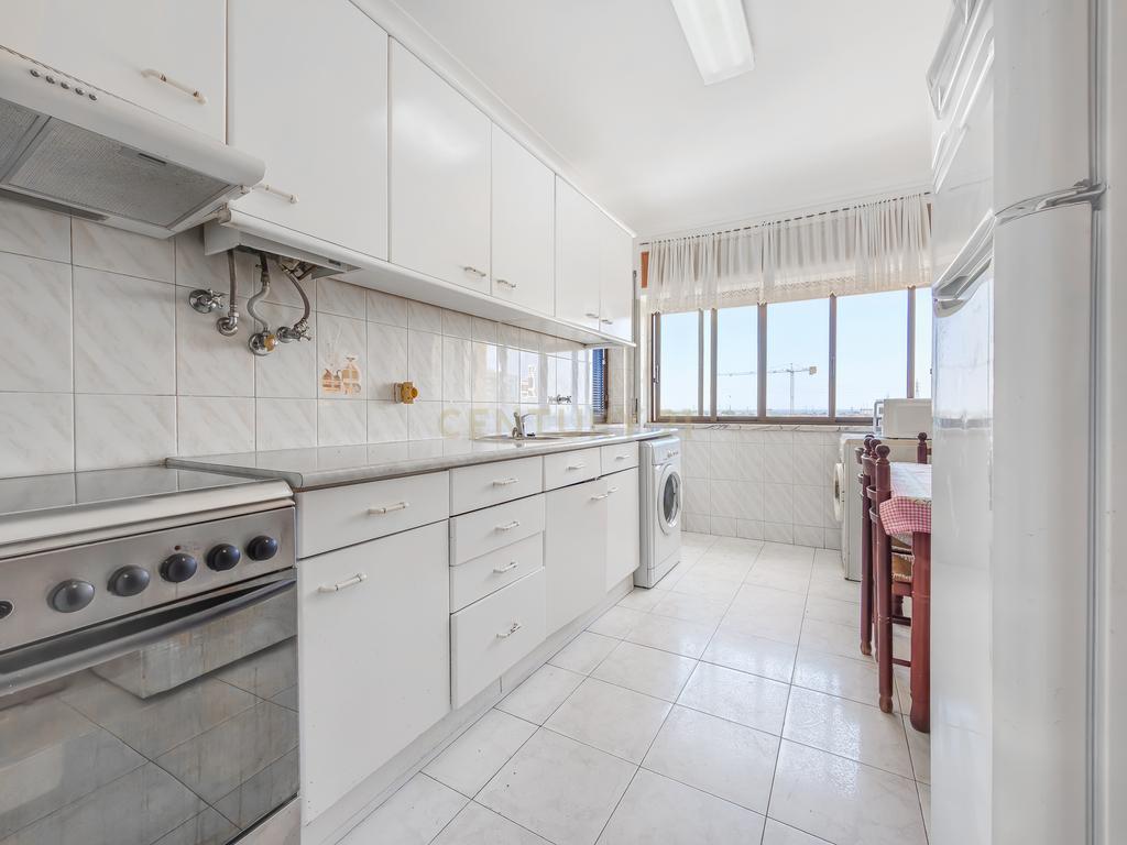 Apartamento T3 em Montebelo / Setúbal - Image 9