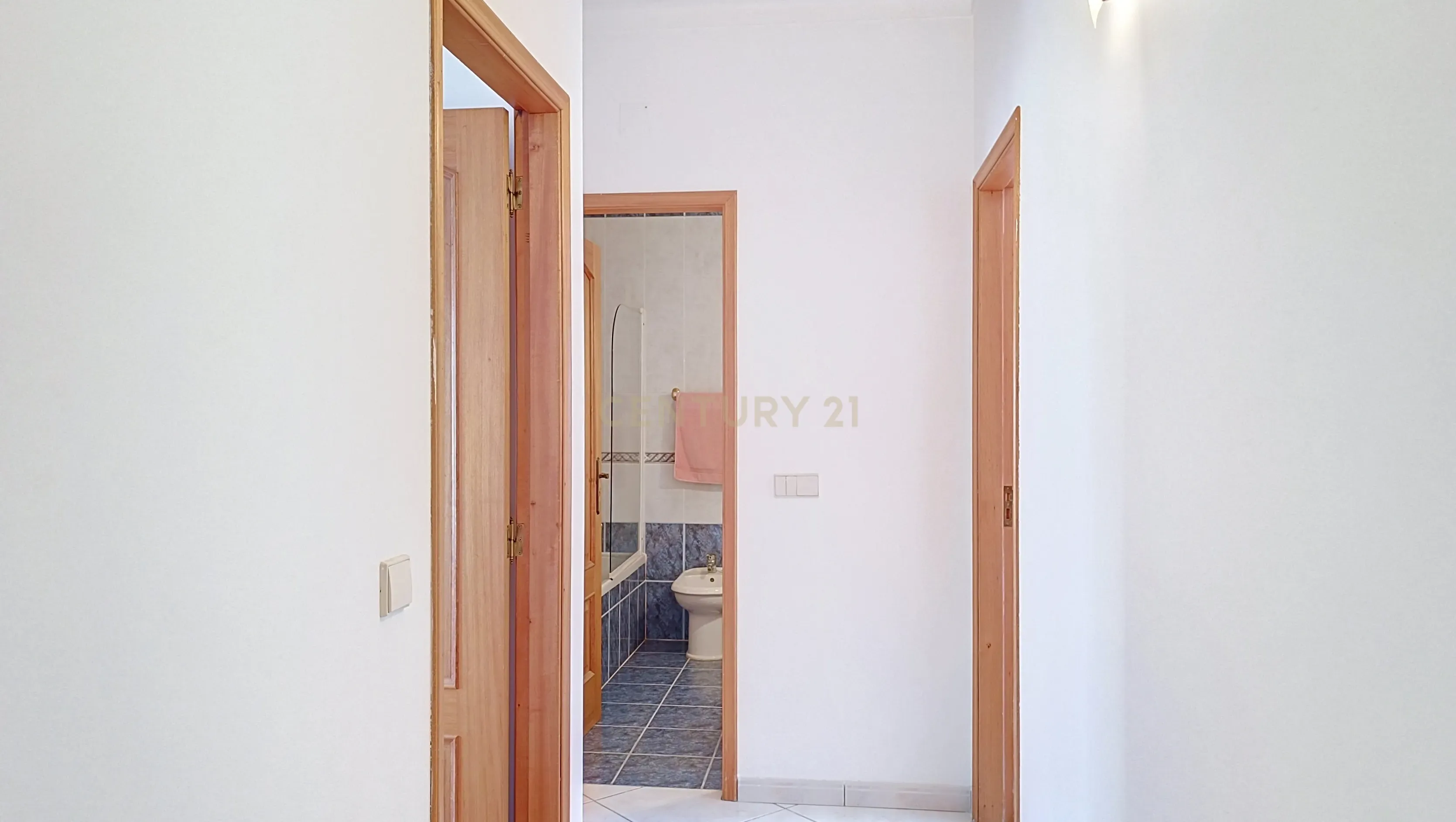 Fotografia 3 de Arrendamento Apartamento T3 | Totalmente Mobilado | Garagem | Figueira da Foz