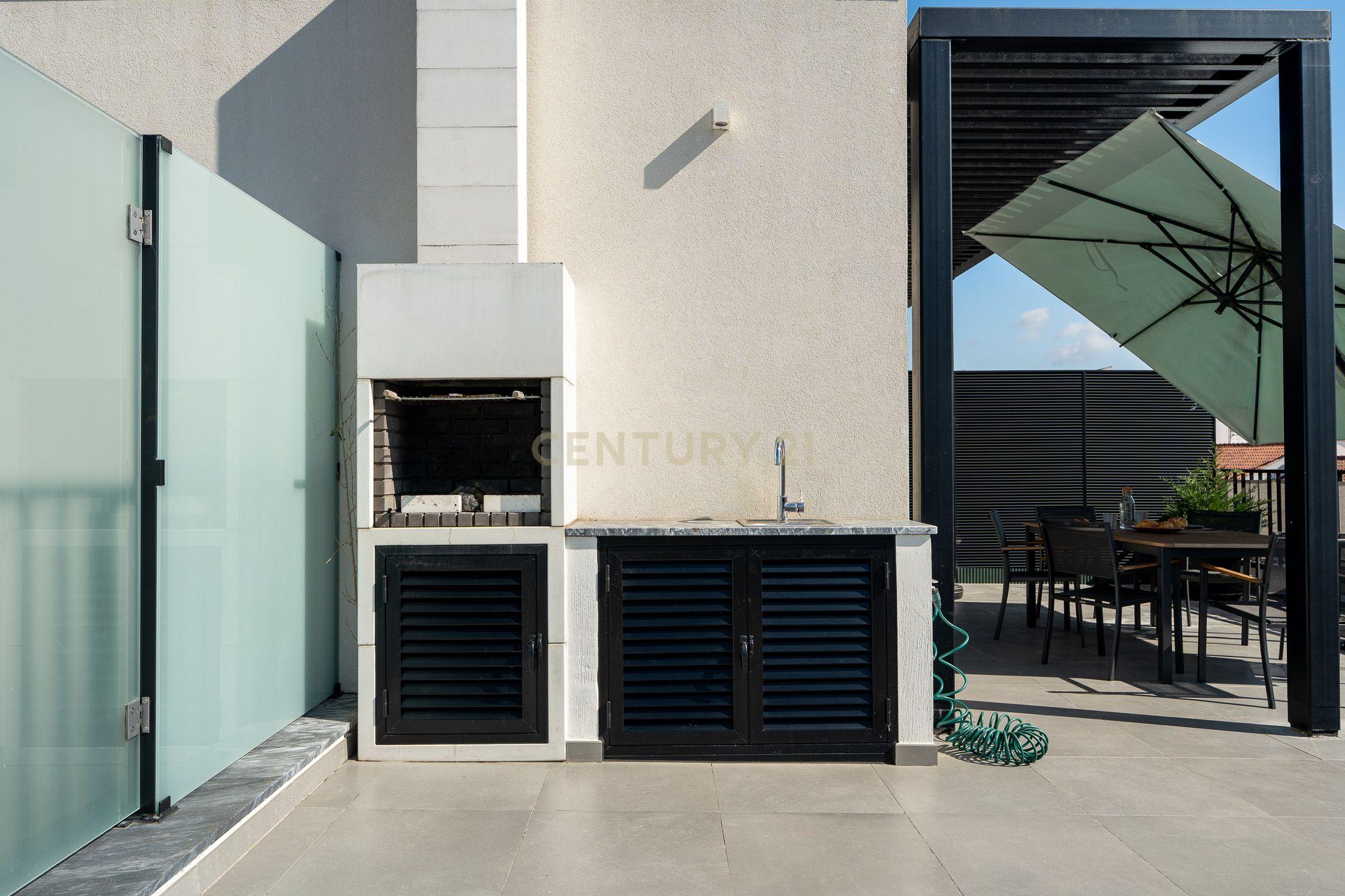 Apartamento T3+1 duplex, com terraço e estacionamento, no centro da cidade de Torres Vedras - Image 64