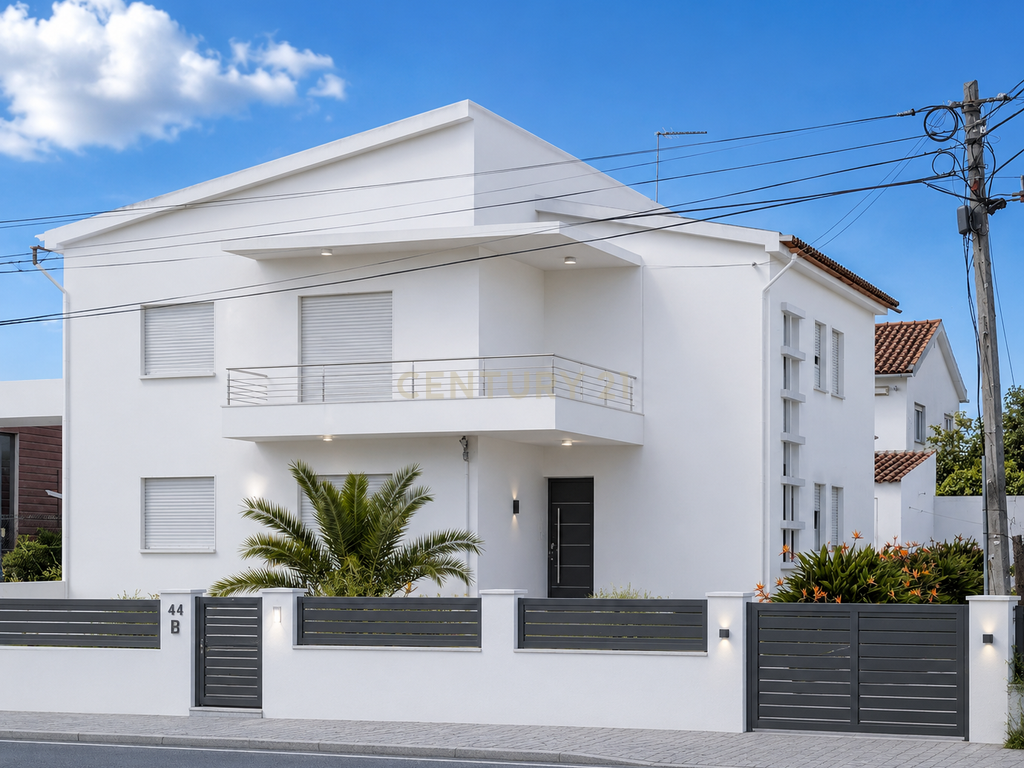 Pinhal Palmeira - Moradia Bifamiliar + Moradia T2 com Armazém em Terreno de 1.010 m² - Image 1