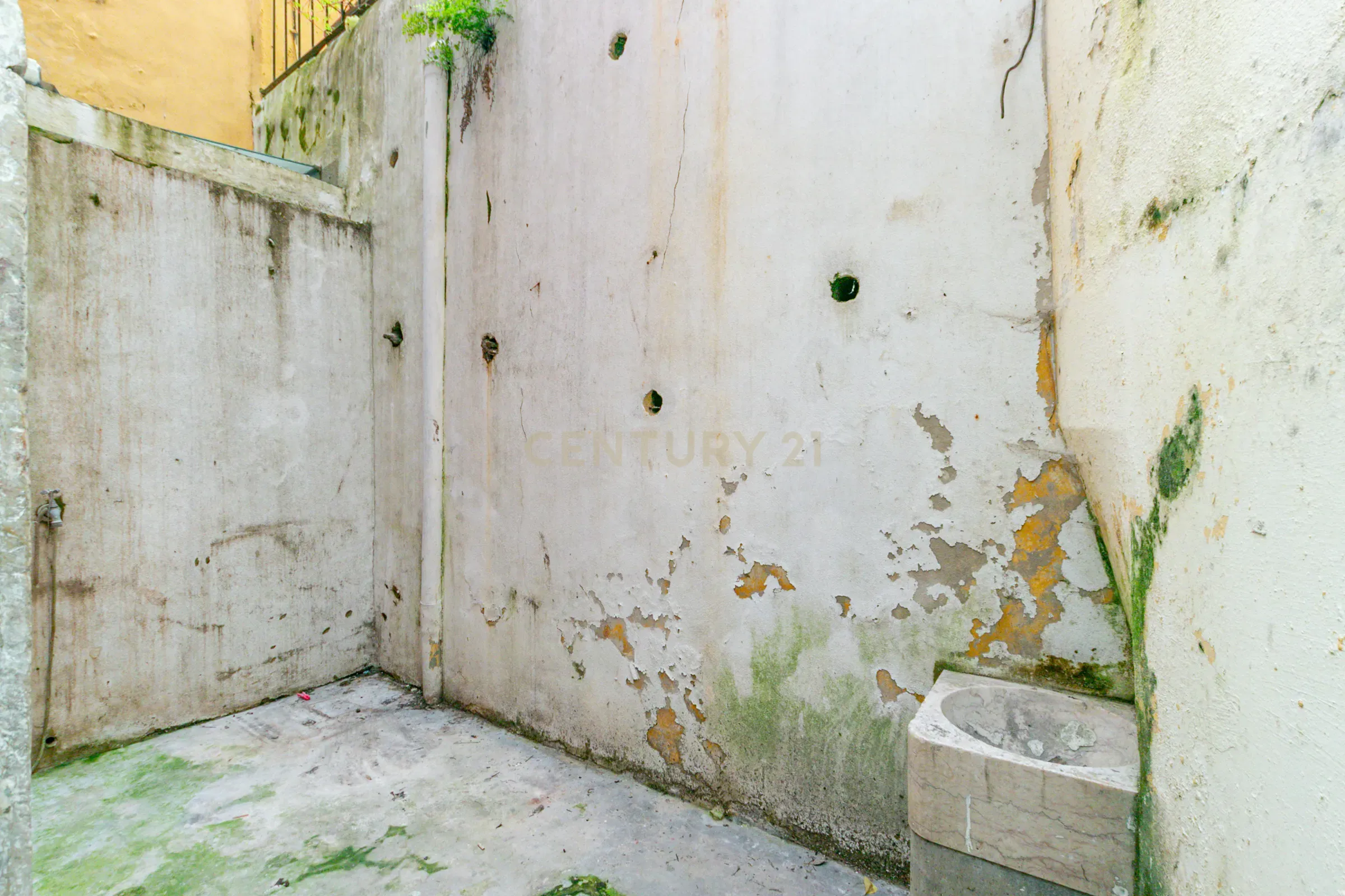 Apartamento no Coração do Príncipe Real – Lisboa - Image 18