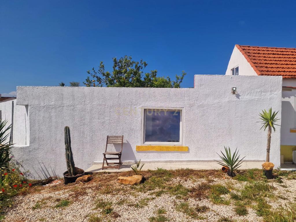 Moradia T2+2 – Quinta da Morgadinha, Charneca da Caparica - Image 4